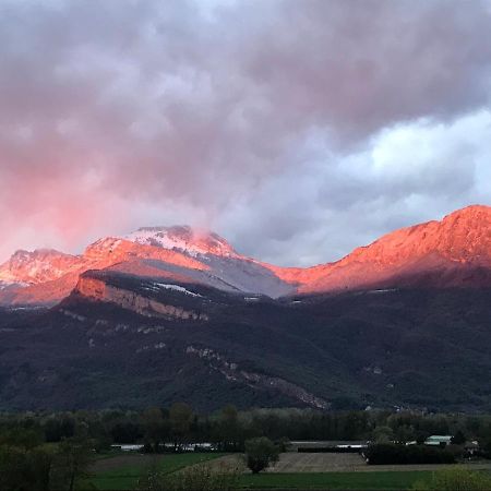 La Dent Du Loup A La Campagne, Proche De Grenoble Vila Noyarey Exterior foto